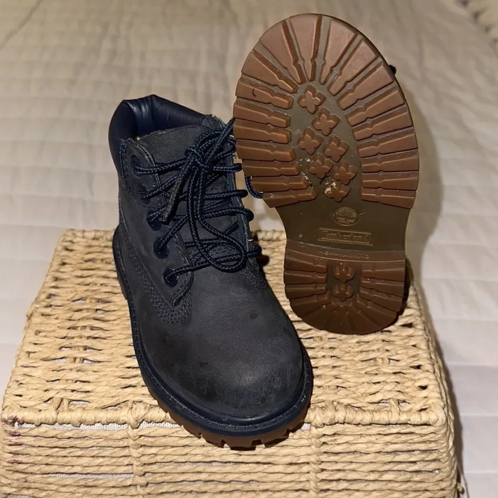 Timberland US7/EU 23.5 Classic Primaloft 200 gram Boot Toddler Navy Leather